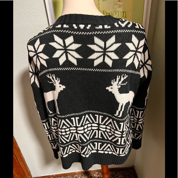 EUC Forever 21 Button Down Sweater Black & White Sweater Small C56 - Picture 4 of 5